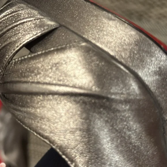 Christian Louboutin metallic slingback open toe platform heel sandal - Picture 8 of 9